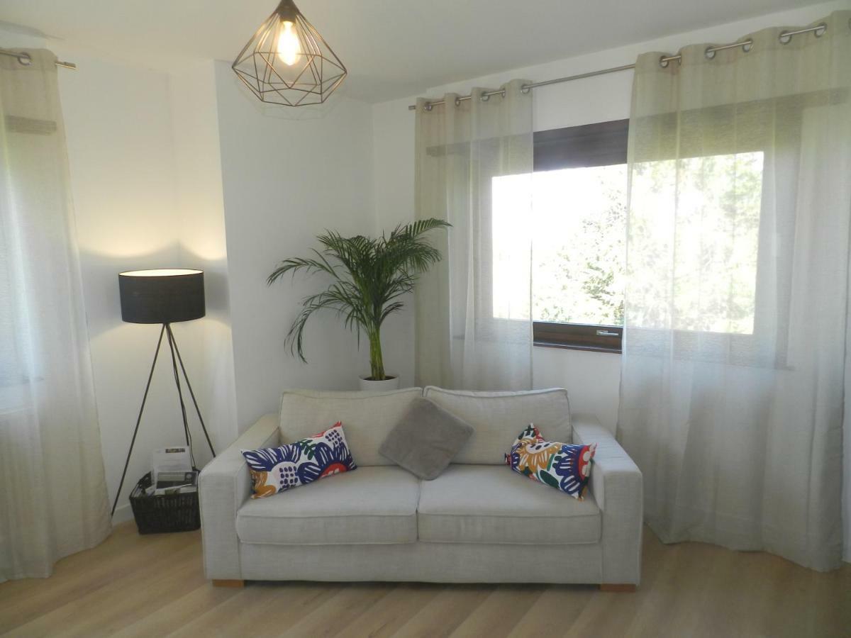 Oscar's Apartment *